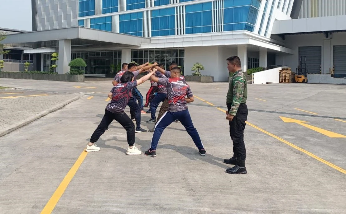 Pembinaan dan latihan tenaga keamanan dalam company profile GES